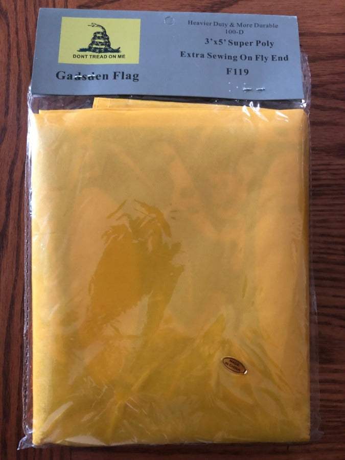 Gadsden Dont Tread On Me Flag 3x5 polyester with coiled rattlesnake and brass grommets