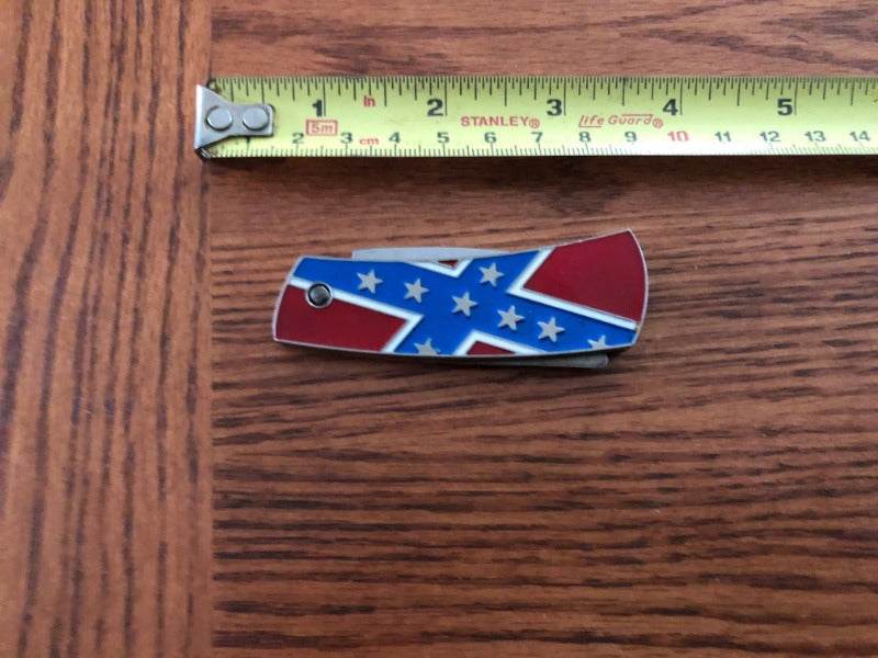 Rebel Battle Flag-Scroll Lock Blade Knife with stainless steel blade and battle flag design