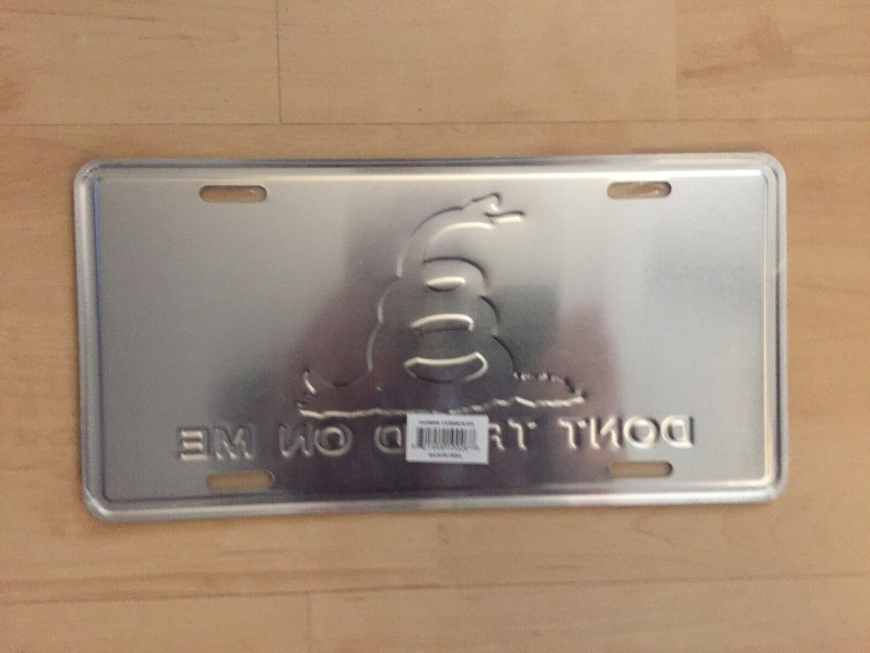 Dont Tread on Me Gadsden Flag aluminum license plate tag wrapped in plastic with free shipping