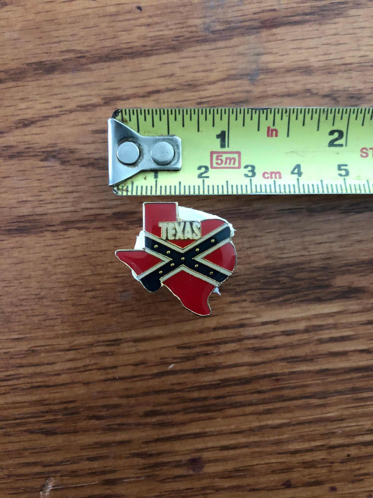 Texas State Hat Pin or Lapel Pin with ruler for size